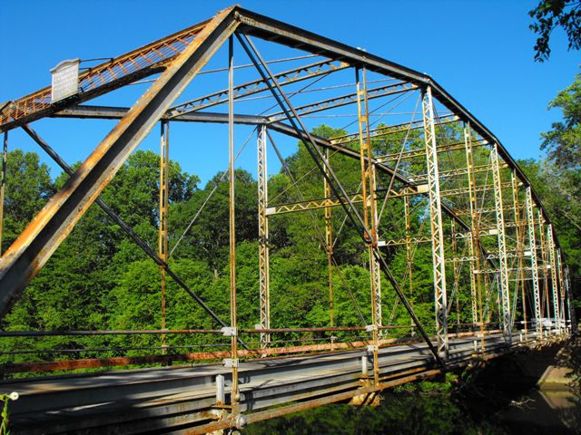 Berne Station Bridge (61A), Perry & Tilden Townships (photo: N. Holth, R. McOmber)